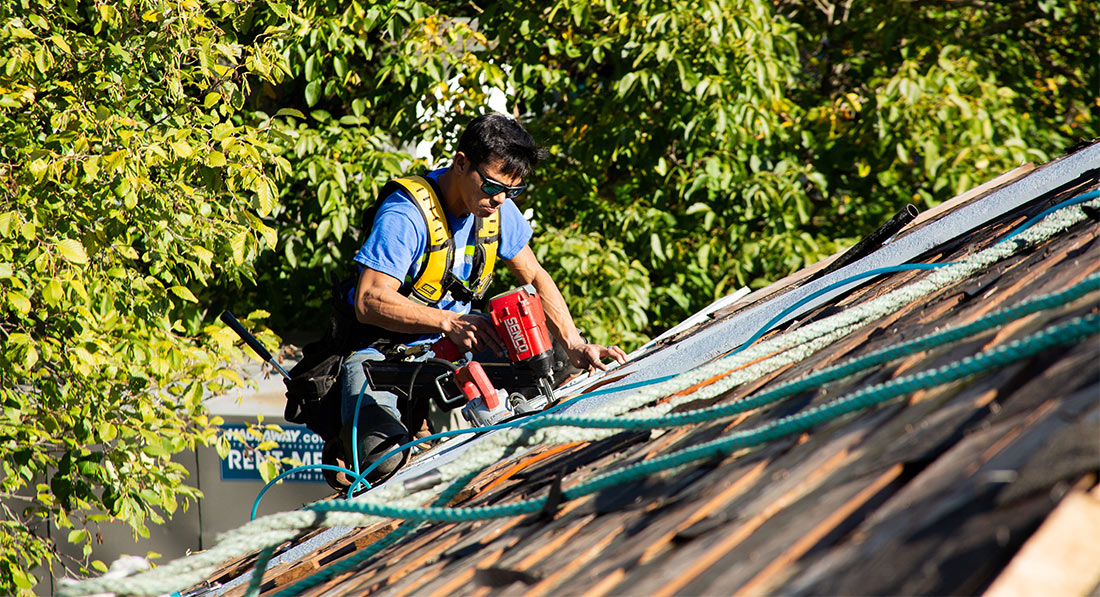 How to choose the right roofing contractor in PNW